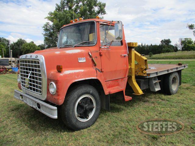 1977 Ford F700